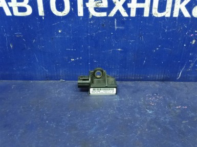 Датчик передний Honda N-wgn JH1 S07A 2017 