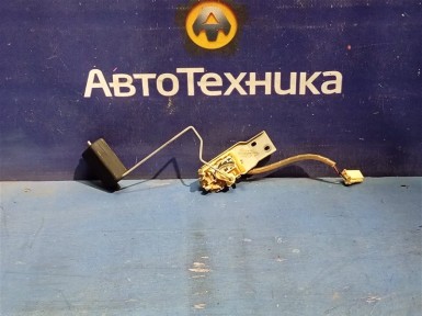 Датчик уровня топлива правый Subaru Forester  SG5 EJ202 2004 