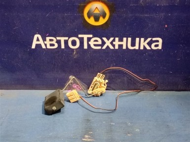 Датчик уровня топлива Toyota Corolla Fielder NZE141G 1NZ-FE 2010