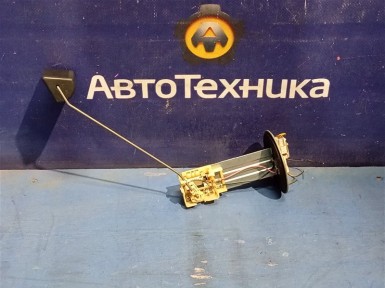 Датчик уровня топлива правый Toyota Mark  2 JZX110 1JZ-FSE 2002 