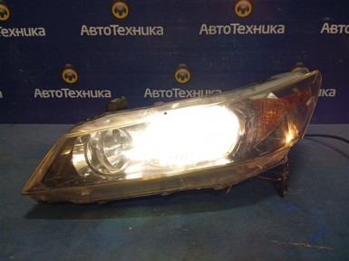 Фара передняя левая Honda Stream RN6 R18A 2010