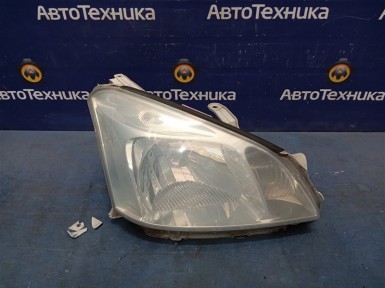 Фара передняя правая Toyota Premio ZZT240  1ZZ-FE 2002 