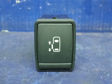 Кнопка управления дверями левая Nissan Serena GC27 MR20DD 2016