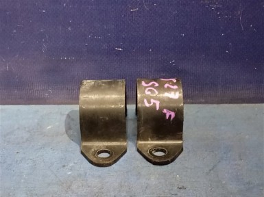 Крепление стабилизатора переднее Subaru Forester SG5 EJ202 2004