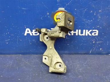 Кронштейн генератора Nissan Tiida C11 HR15DE  2007 