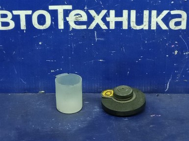 Крышка бачка тормозной жидкости Toyota Ist  NCP61 1NZ-FE 2006 