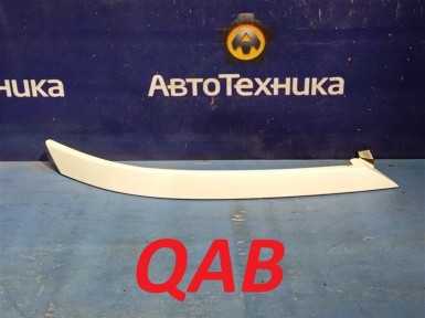 Накладка на фару передняя правая Nissan Serena GC27 MR20DD 2016