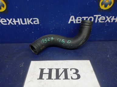 Патрубок радиатора нижний Subaru Forester  SG5 EJ202 2004 