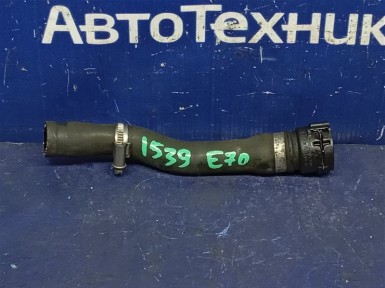 Патрубок системы охлаждения BMW X5 E70 N52B30 2009
