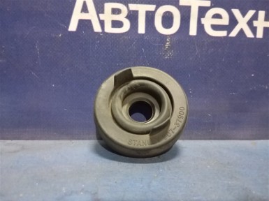 Пыльник фары передний Mitsubishi Galant EA7A 4G94 2003