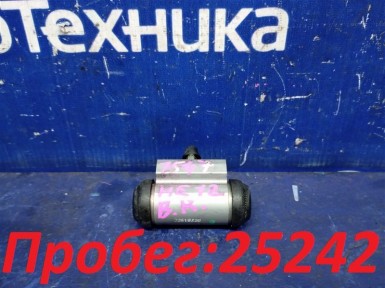 Рабочий тормозной цилиндр задний правый Nissan  Note HE12 HR12DE 2019 