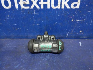 Рабочий тормозной цилиндр задний левый Toyota  Corolla Spacio NZE121N 1NZ-FE 2002 