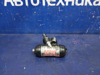 Рабочий тормозной цилиндр задний правый Toyota  Vitz KSP130 1KR-FE 2012 