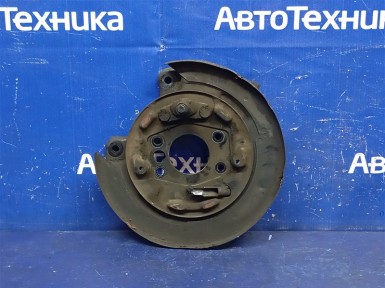 Щиток тормозного механизма задний правый  Mitsubishi Airtrek CU5W 4G69 2005 