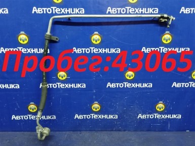 Шланг кондиционера Toyota Vitz SCP13 2SZ-FE 2003
