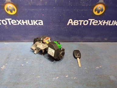 Замок зажигания Honda Stream RN6 R18A 2010
