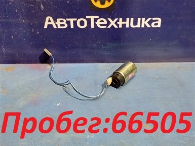 Бензонасос Toyota Corolla Fielder NZE141G  1NZ-FE 2010 