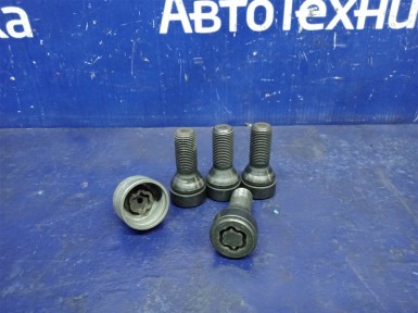 Болт колесный Mercedes-benz C-class W204041/W204 M271KE18ML/271.950 2007