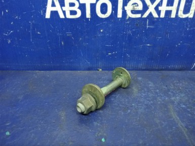 Болт регулировочный задний нижний Mitsubishi  Airtrek CU2W 4G63 2002 
