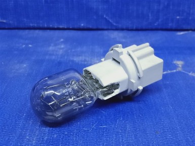 Цоколь лампы задний Mazda Axela BKEP LF 2004 