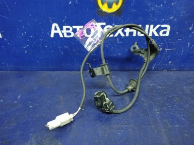 Датчик ABS задний левый Toyota Vitz KSP130 1KR-FE 2012