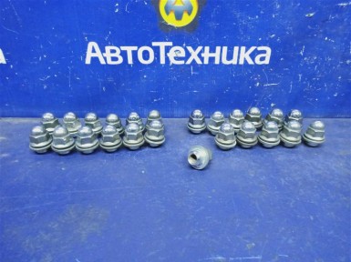 Гайка на колесо Mitsubishi Pajero V75W 6G74  2002 