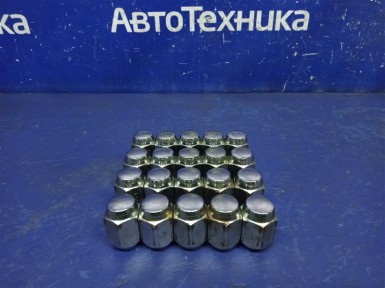 Гайка на колесо Toyota Caldina ST215G 3S-FE  2001 
