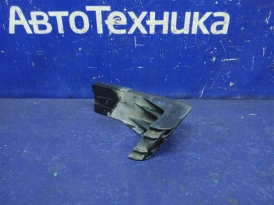 Крепление бампера переднее правое Toyota  Ractis NCP100 1NZ 2006 