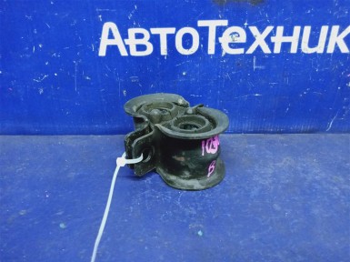 Крепление стабилизатора заднее Mazda Axela  BL6FJ Z6 2011 