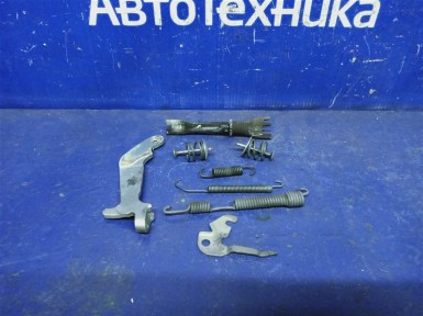 Механизм стояночного тормоза задний правый  Nissan Dayz Roox B21A 3B20 2015 