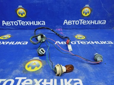 Проводка фар задняя правая Mazda Premacy  CREW LF 2006 