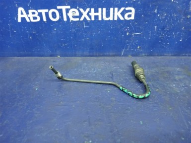 Трубка тормозная задняя правая Toyota Corolla  Spacio NZE121N 1NZ-FE 2002 