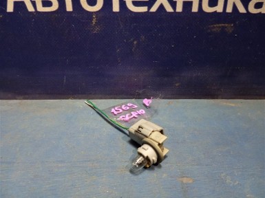 Цоколь лампы задний Toyota Vitz SCP10 1SZ-FE  2004 