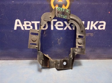 Крепление противотуманной фары переднее правое  Nissan X-trail NT30 QR20DE 2004 