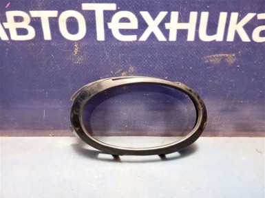 Накладка противотуманной фары передняя левая  Mazda Axela BKEP LF-DE 2004 