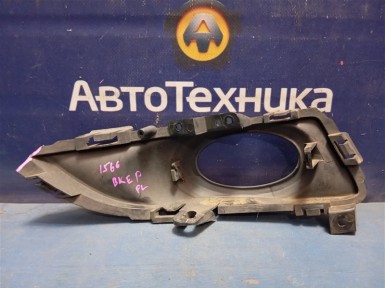 Накладка противотуманной фары передняя левая  Mazda Axela BKEP LF-DE 2004 