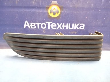 Заглушка бампера передняя правая Nissan Sunny FB15 QG15DE 2004