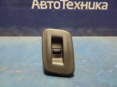 Кнопка стеклоподъёмника задняя правая Honda  Freed GB5 L15B 2017 