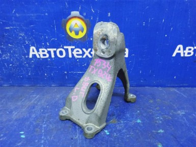 Кронштейн опоры двигателя левый Suzuki Grand  Escudo TX92W H27A 2003 
