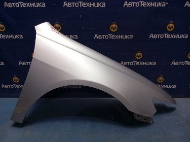 Крыло переднее правое Honda Accord CL7 K20A  2004 