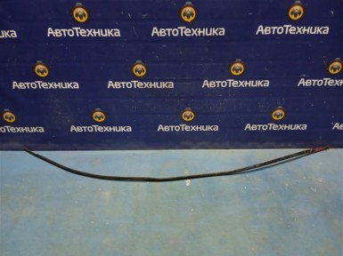 Молдинг на крышу правый Toyota Vitz SCP10  1SZ-FE 2004 