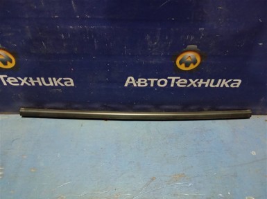 Молдинг стекла передний правый Honda N-box  JF3 S07B 2019 