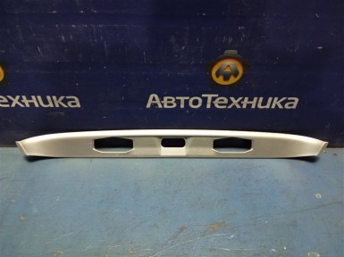 Накладка крышки багажника задняя Honda Accord  CL7 K20A 2004 