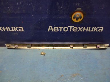 Накладка крышки багажника задняя нижняя Nissan  Bluebird Sylphy FG10 QG15DE 2004 