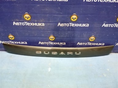 Накладка на дверь багажника задняя Subaru  Forester SG5 EJ202 2004 