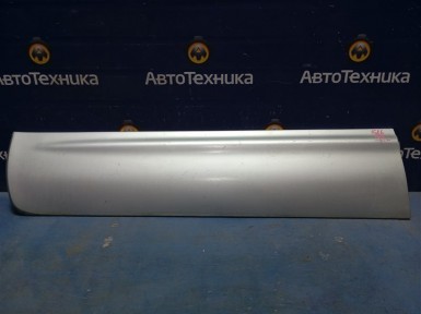 Накладка на дверь передняя левая Subaru Forester  SG5 EJ202 2004 