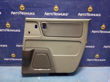 Обшивка двери задняя правая Honda Freed GB5  L15B 2017 