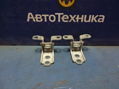 Петля двери передняя правая Honda N-box JF3  S07B 2019 