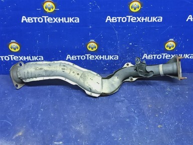 Приемная труба глушителя Nissan X-trail NT30  QR20DE 2004 
