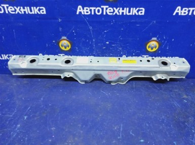 Рамка радиатора верхний Toyota Vitz SCP10  1SZ-FE 2004 